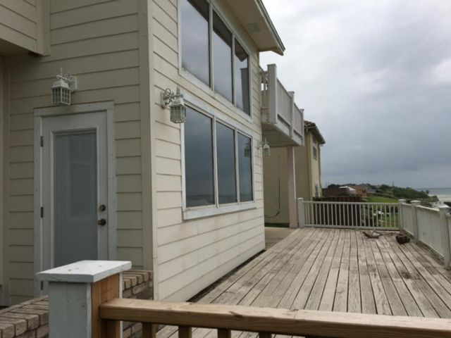 9217 County Road 2226, Taft, TX 78390