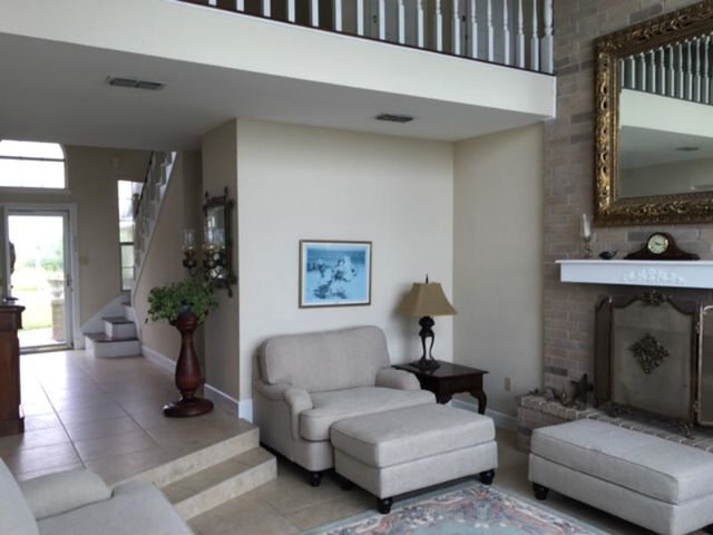 9217 County Road 2226, Taft, TX 78390