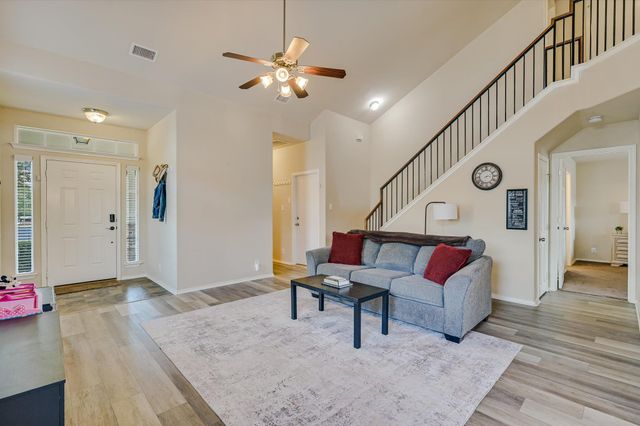 341 Bird Dog BND, Bastrop, TX 78602