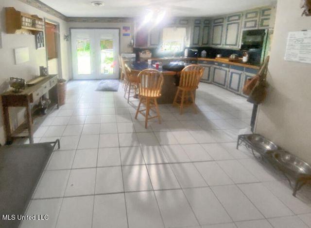 305 Bazinsky Road, Vicksburg, MS 39180