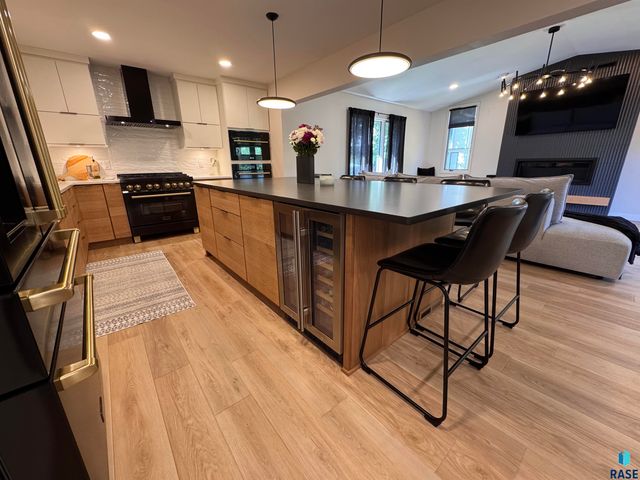 4705 S Woodwind Ln Lane, Sioux Falls, SD 57103