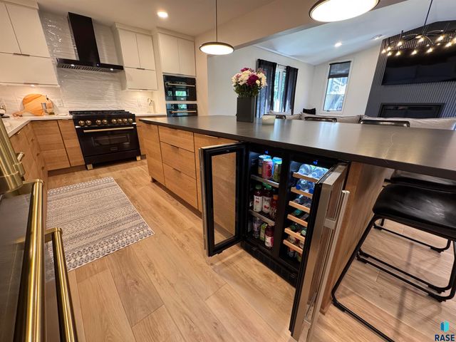 4705 S Woodwind Ln Lane, Sioux Falls, SD 57103