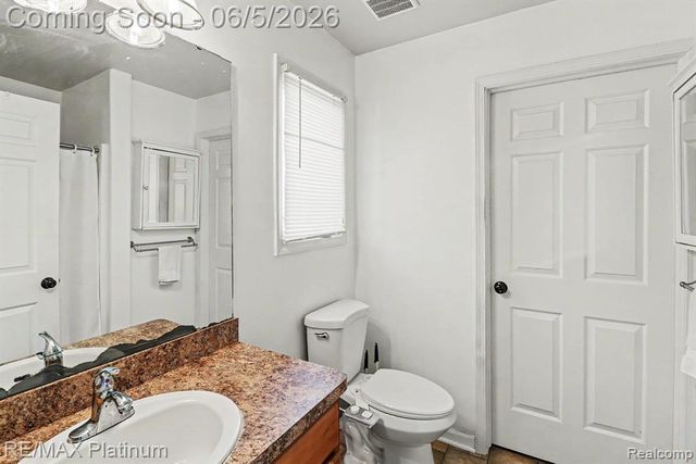 9731 Fountain Lane, Fowlerville, MI 48836