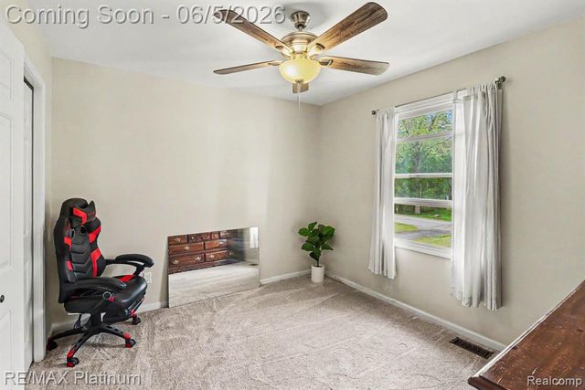 9731 Fountain Lane, Fowlerville, MI 48836