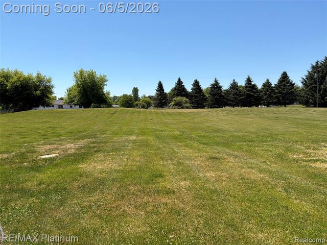 9731 Fountain Lane, Fowlerville, MI 48836