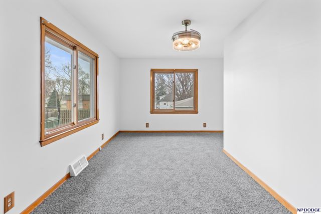 550 N 7th Street, Arlington, NE 68002