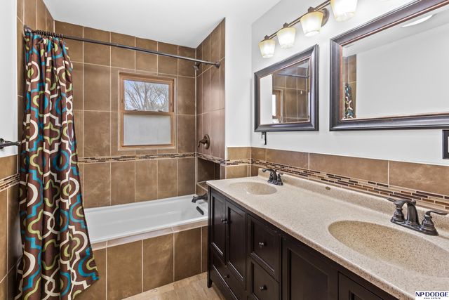 550 N 7th Street, Arlington, NE 68002