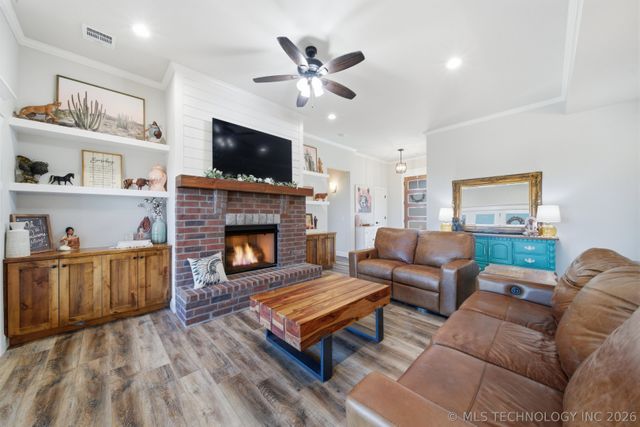 16144 S 251st East Avenue, Coweta, OK 74429