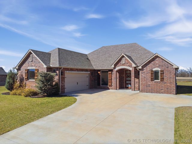 16144 S 251st East Avenue, Coweta, OK 74429