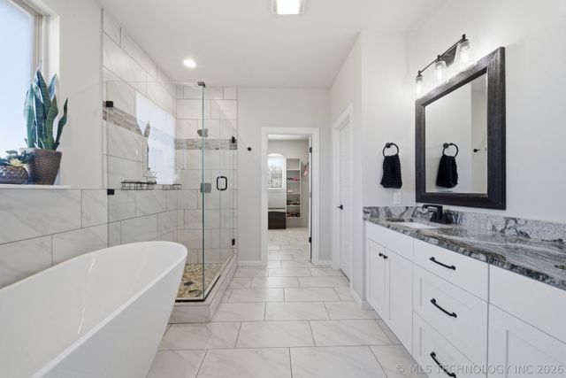 16144 S 251st East Avenue, Coweta, OK 74429