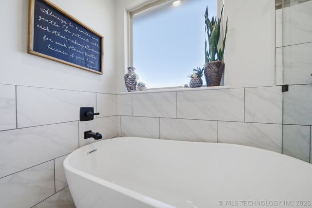 16144 S 251st East Avenue, Coweta, OK 74429