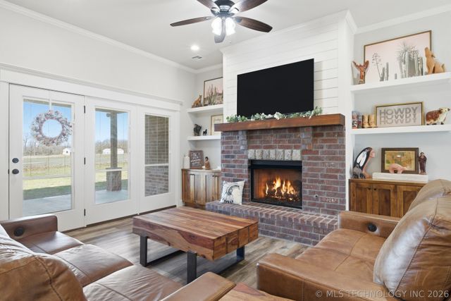 16144 S 251st East Avenue, Coweta, OK 74429