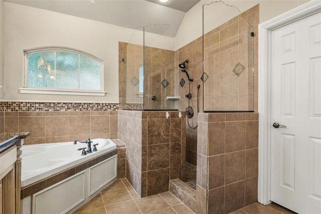 5700 NE 107th Street, Oklahoma City, OK 73151