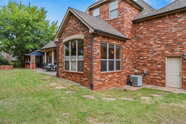 5700 NE 107th Street, Oklahoma City, OK 73151