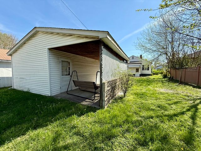 712 S Virginia Avenue, Marion, IL 62959