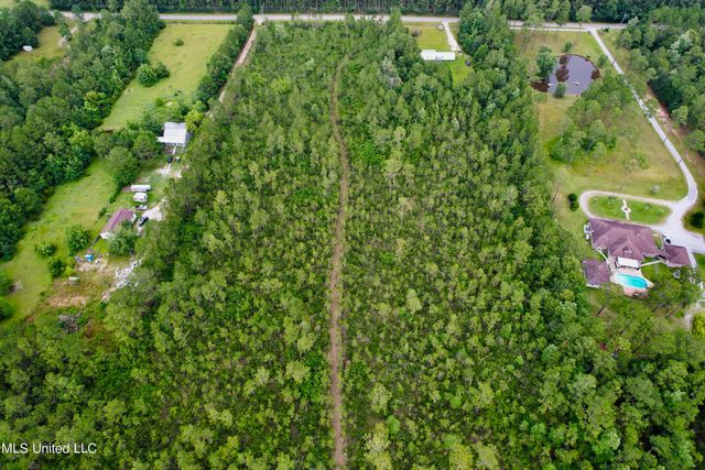 20431 Robinson Road, Gulfport, MS 39503