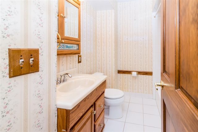 7847 N Henry Ruff, Westland, MI 48185