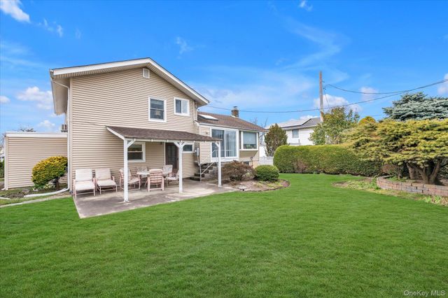 904 Park Lane, Valley Stream, NY 11581