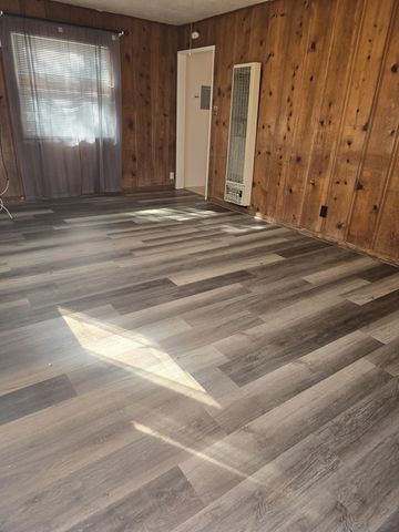 35373 Pine Drive, Springville, CA 93265