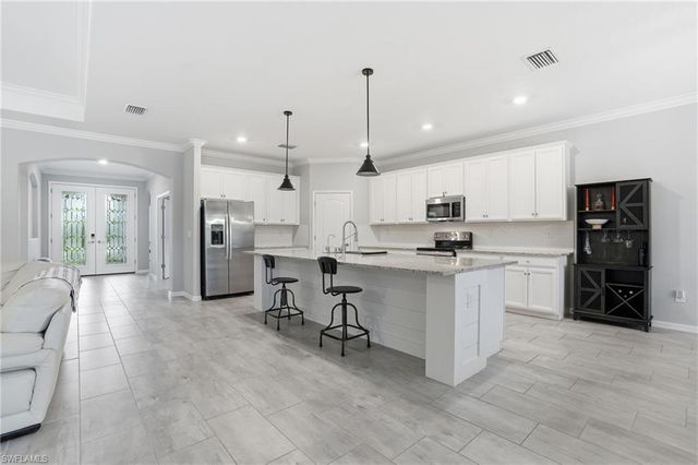 19685 The Place BLVD, Estero, FL 33928
