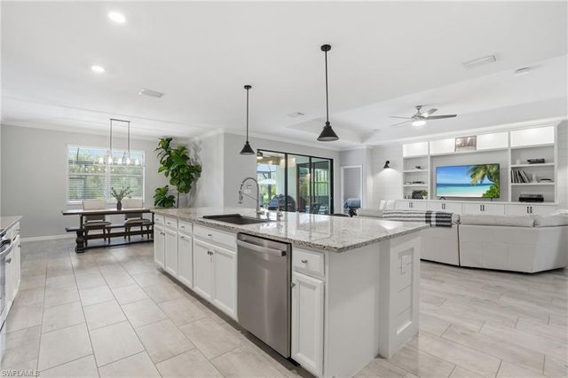 19685 The Place BLVD, Estero, FL 33928