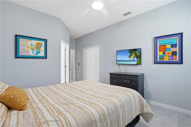 19685 The Place BLVD, Estero, FL 33928