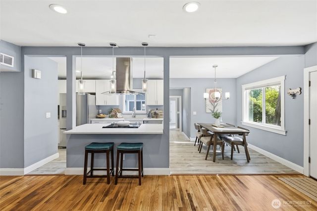 30449 2nd Avenue S, Federal Way, WA 98003