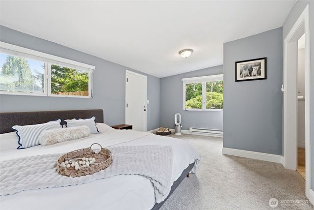 30449 2nd Avenue S, Federal Way, WA 98003