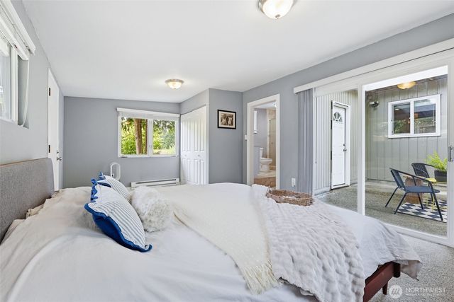 30449 2nd Avenue S, Federal Way, WA 98003