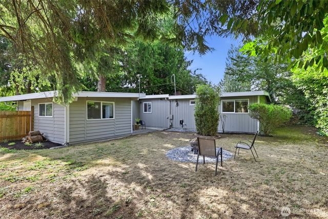 30449 2nd Avenue S, Federal Way, WA 98003