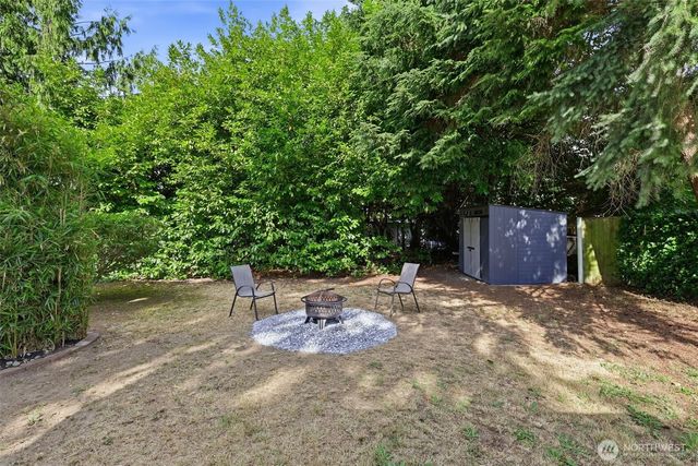 30449 2nd Avenue S, Federal Way, WA 98003