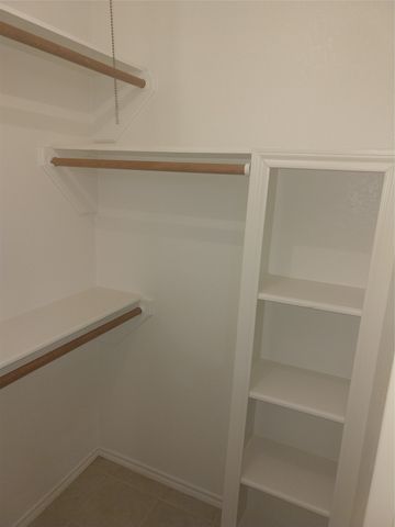 2116 Turf Club Drive, Arlington, TX 76017