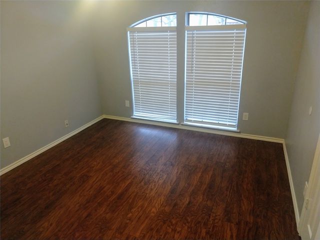 2116 Turf Club Drive, Arlington, TX 76017