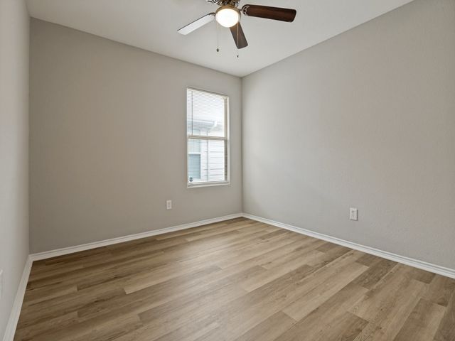 7832 Kansas Avenue, Dallas, TX 75241