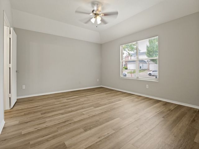 7832 Kansas Avenue, Dallas, TX 75241