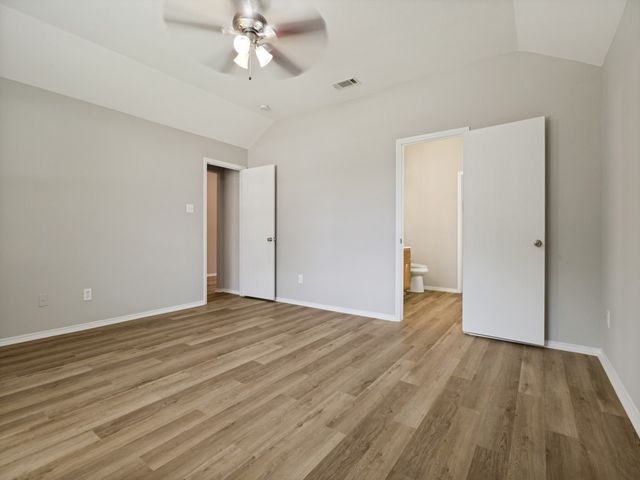 7832 Kansas Avenue, Dallas, TX 75241