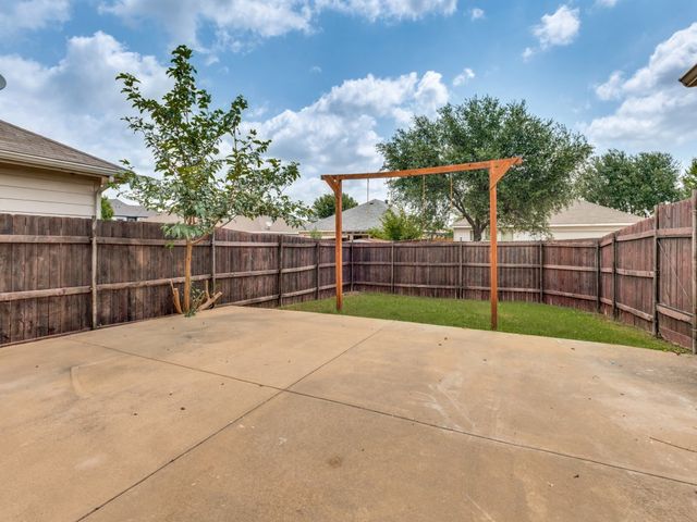 7832 Kansas Avenue, Dallas, TX 75241