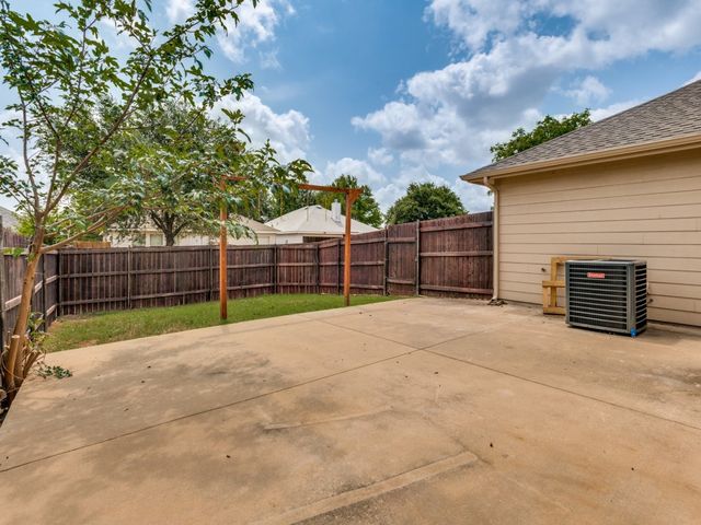 7832 Kansas Avenue, Dallas, TX 75241
