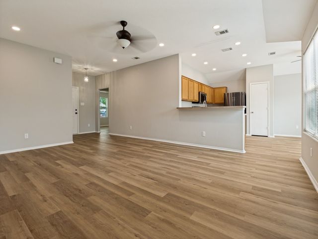 7832 Kansas Avenue, Dallas, TX 75241