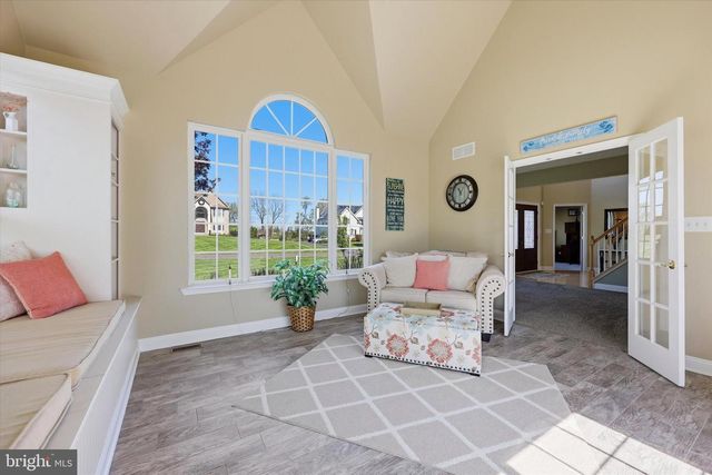 208 SHIVERS RUN CT, Mullica Hill, NJ 08062