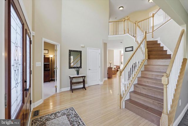 208 SHIVERS RUN CT, Mullica Hill, NJ 08062