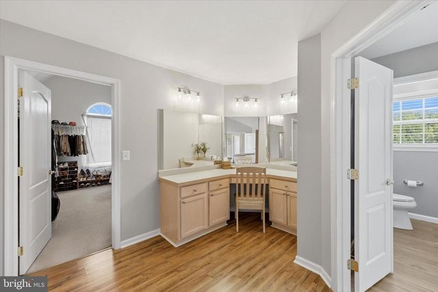 208 SHIVERS RUN CT, Mullica Hill, NJ 08062