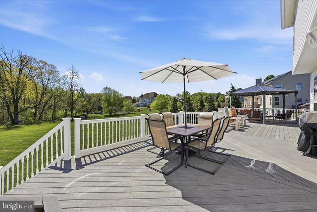 208 SHIVERS RUN CT, Mullica Hill, NJ 08062