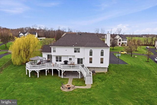 208 SHIVERS RUN CT, Mullica Hill, NJ 08062