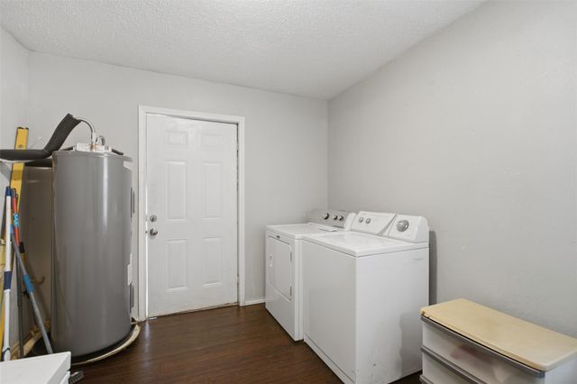 423 Fm 1441, Bastrop, TX 78602