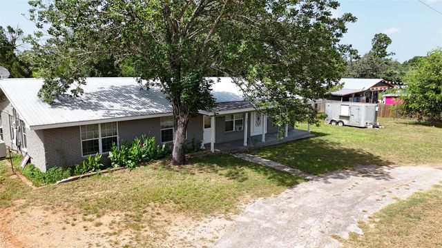423 Fm 1441, Bastrop, TX 78602