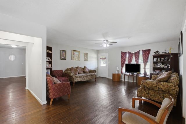 423 Fm 1441, Bastrop, TX 78602