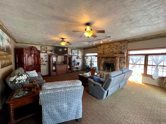 17235 Tomahawk Trail, Plymouth, IN 46563