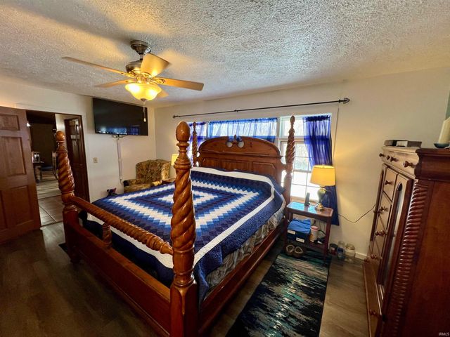 17235 Tomahawk Trail, Plymouth, IN 46563