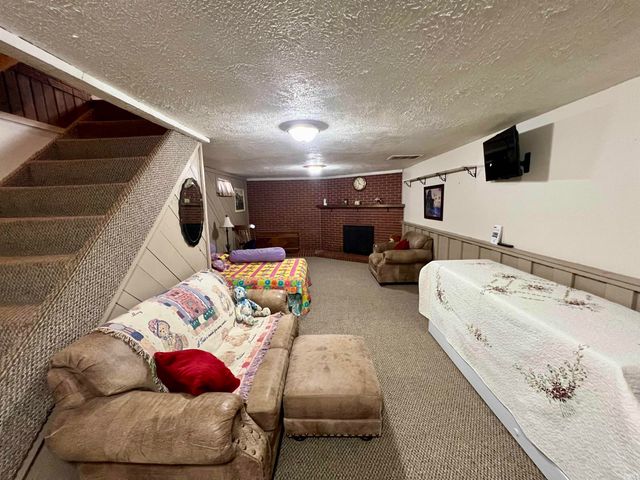 17235 Tomahawk Trail, Plymouth, IN 46563